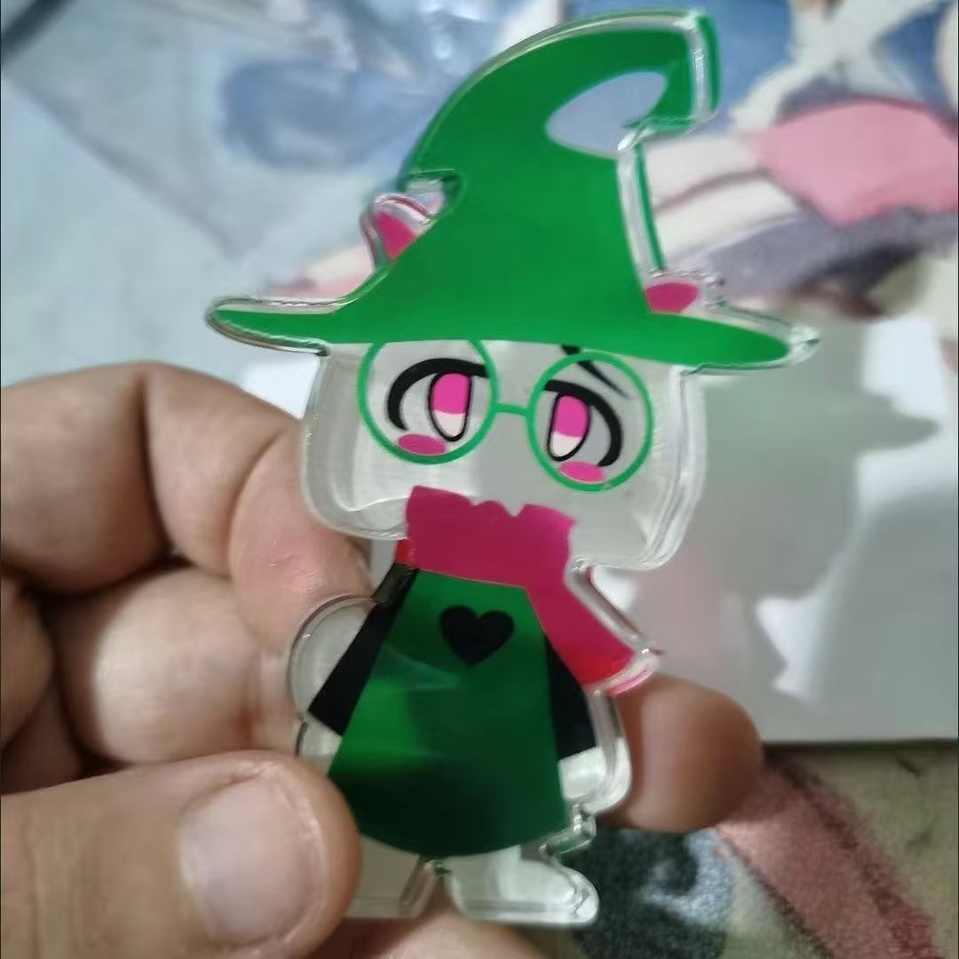 Juego DELTARUNE Ralsei, placa  - Desk Setup Cute reseña y precio
